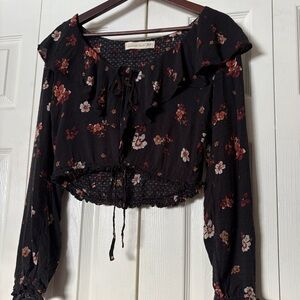 Magnolia South Black & Floral Long Sleeve Ruffle Peasant Style Blouse Top